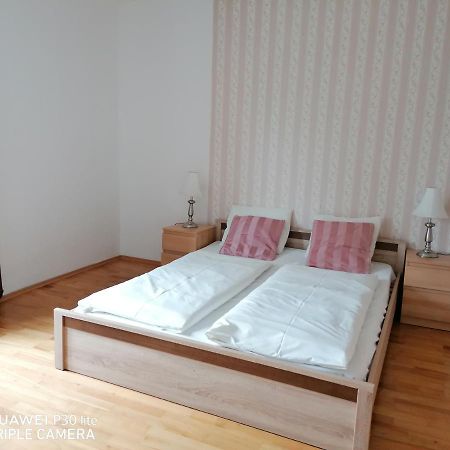 Fukas Apartments นิตรา ภายนอก รูปภาพ